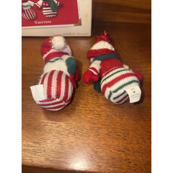 Hallmark Keepsake Ornament 2003 S'Mittens Snowmen Ornament Couple Smitten - Picture 5 of 5